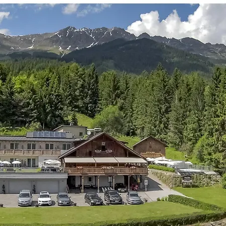 Sweet Cherry - Boutique & Guesthouse Tyrol-3
